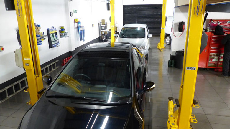 Grimsby Cars Servicing Area